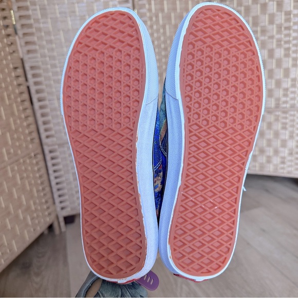 NWT Vans Limited Edition | Van Gogh Museum Self-Portrait Sneakers, Wmns US 9.5 - Picture 6 of 6